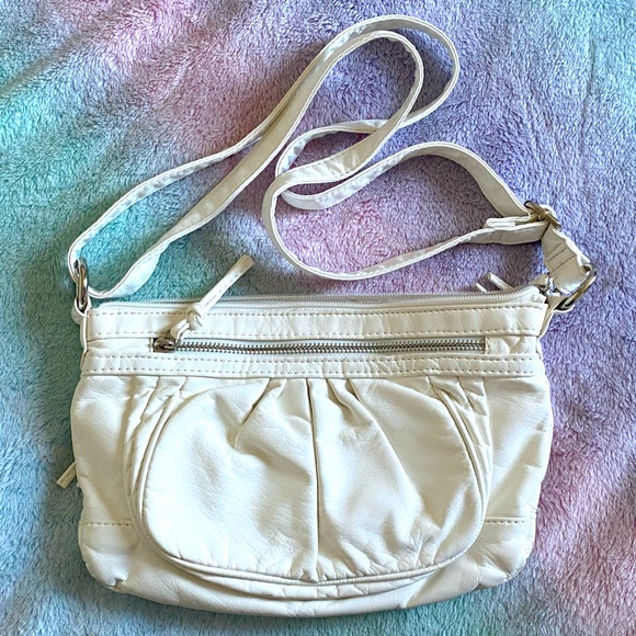 🤍BUENO🤍Leather crossbody white bag. Like new condition! - Picture 3 of 16